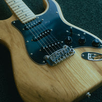 G&L Tribute Legacy Natural MP SF