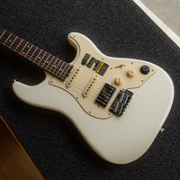 Mooer GTRS S800 Vintage White