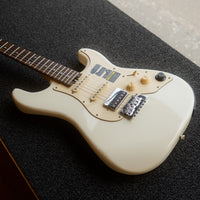 Mooer GTRS S800 Vintage White