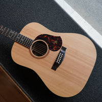 Maton S70