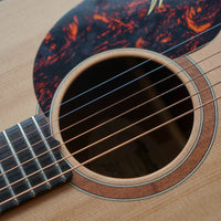 Maton S70
