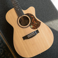 Maton SRS808C