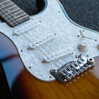 G&L Tribute Legacy 3-Tone Sunburst RW