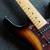 G&L Tribute Legacy HB 3-Tone Sunburst MP