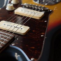 Vintage V65 ICON Vibrato, Distressed Tobacco Sunburst