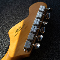 Vintage V6 Reissued, Silverburst