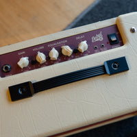 Blackstar Debut 15E, Cream