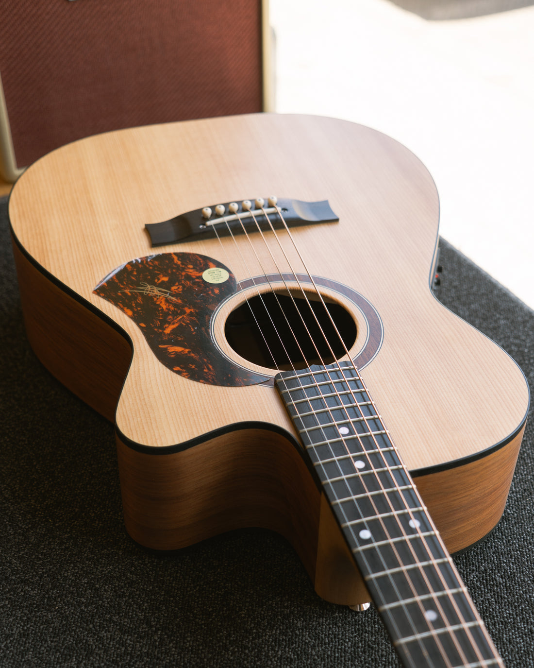Maton SRS808C