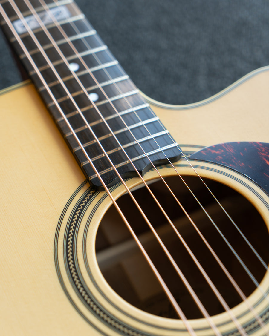 Maton EBG808CTE Tommy Emmanuel