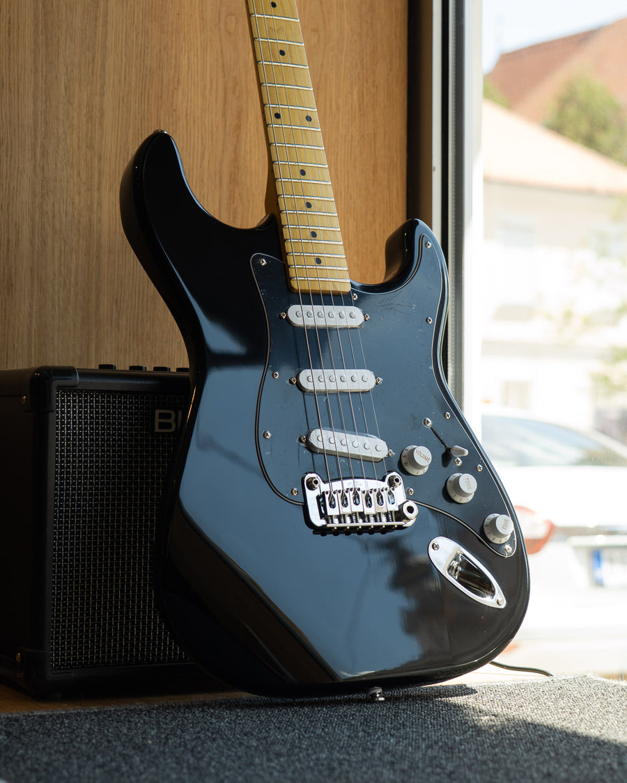 G&L Tribute Legacy Gloss Black MP Poplar