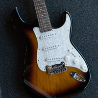 G&L Tribute Legacy 3-Tone Sunburst RW