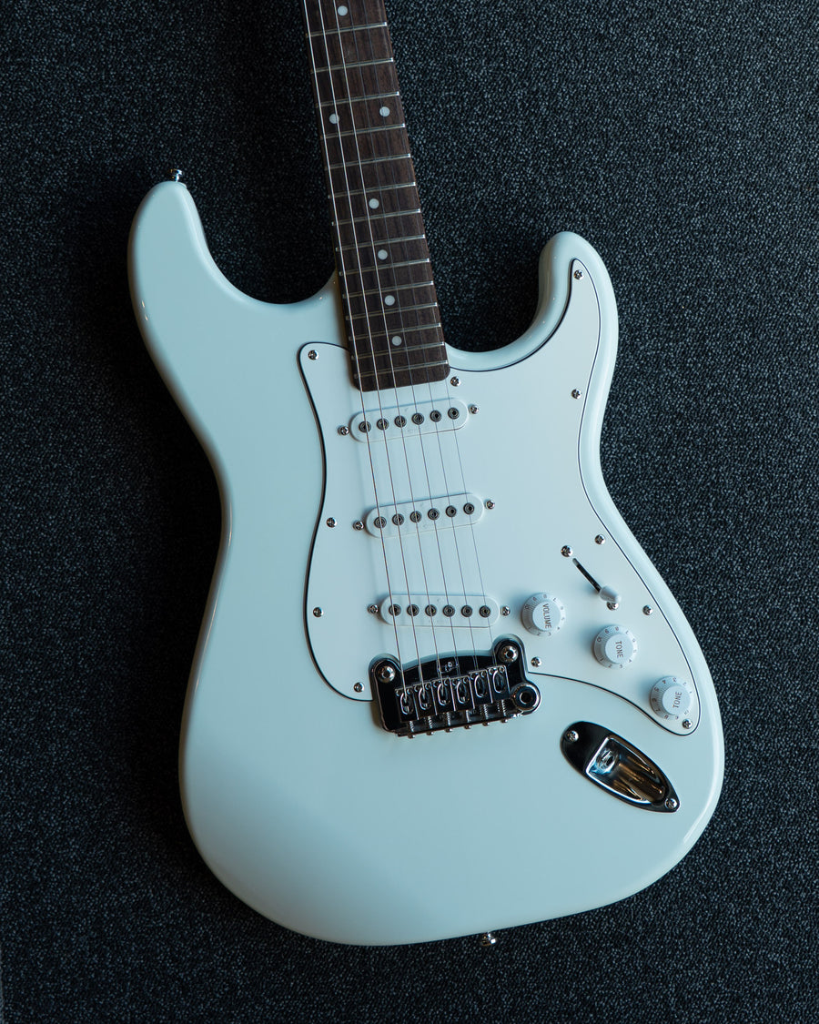 G&L Tribute S-500 Sonic Blue RW Poplar