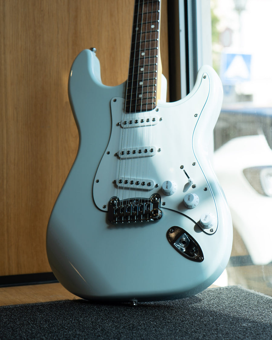 G&L Tribute S-500 Sonic Blue RW Poplar