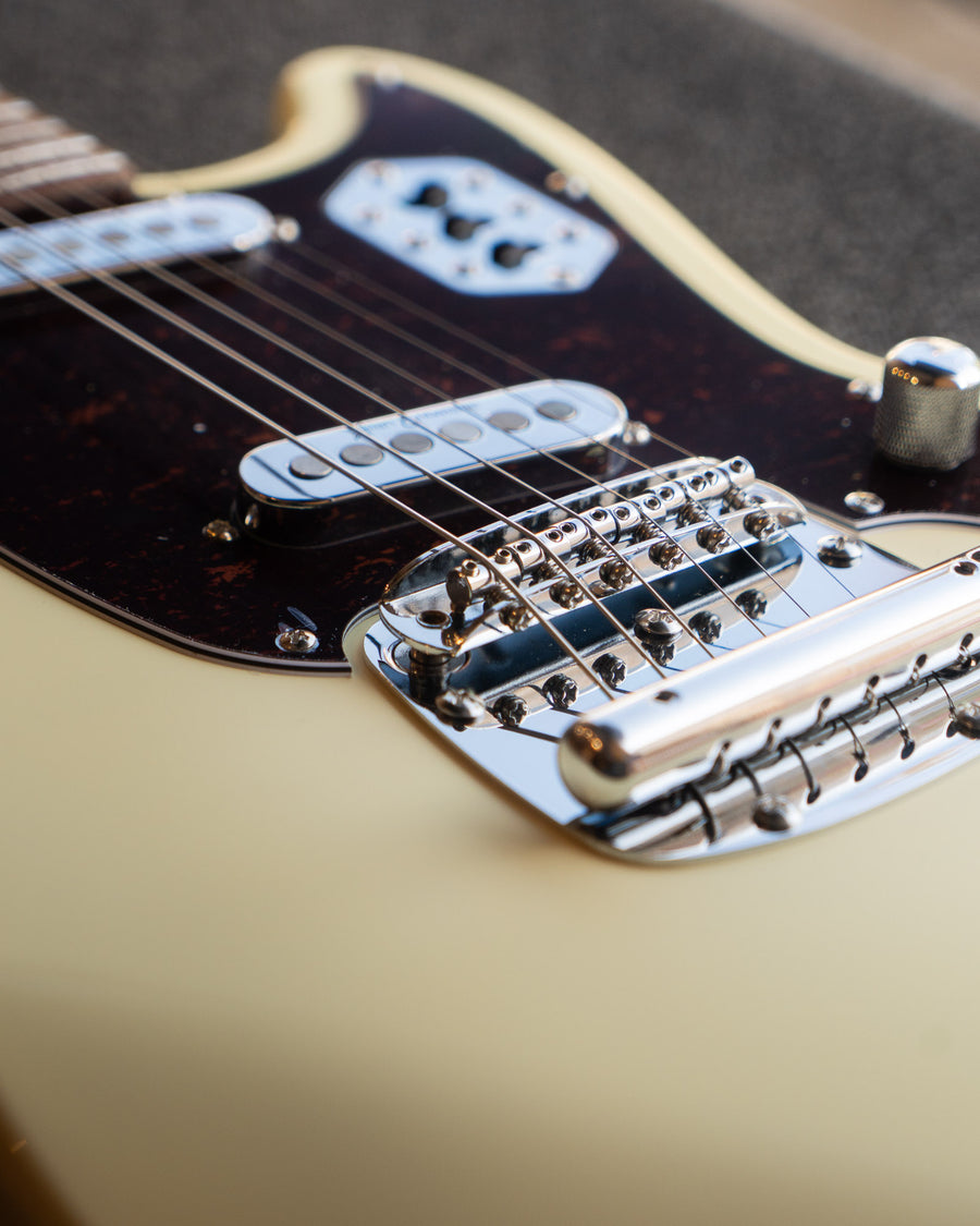 Vintage REVO Series 'Colt' SS Twin, Vintage White