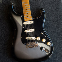 Vintage V6 Reissued, Silverburst