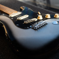 Vintage V6 Reissued, Silverburst