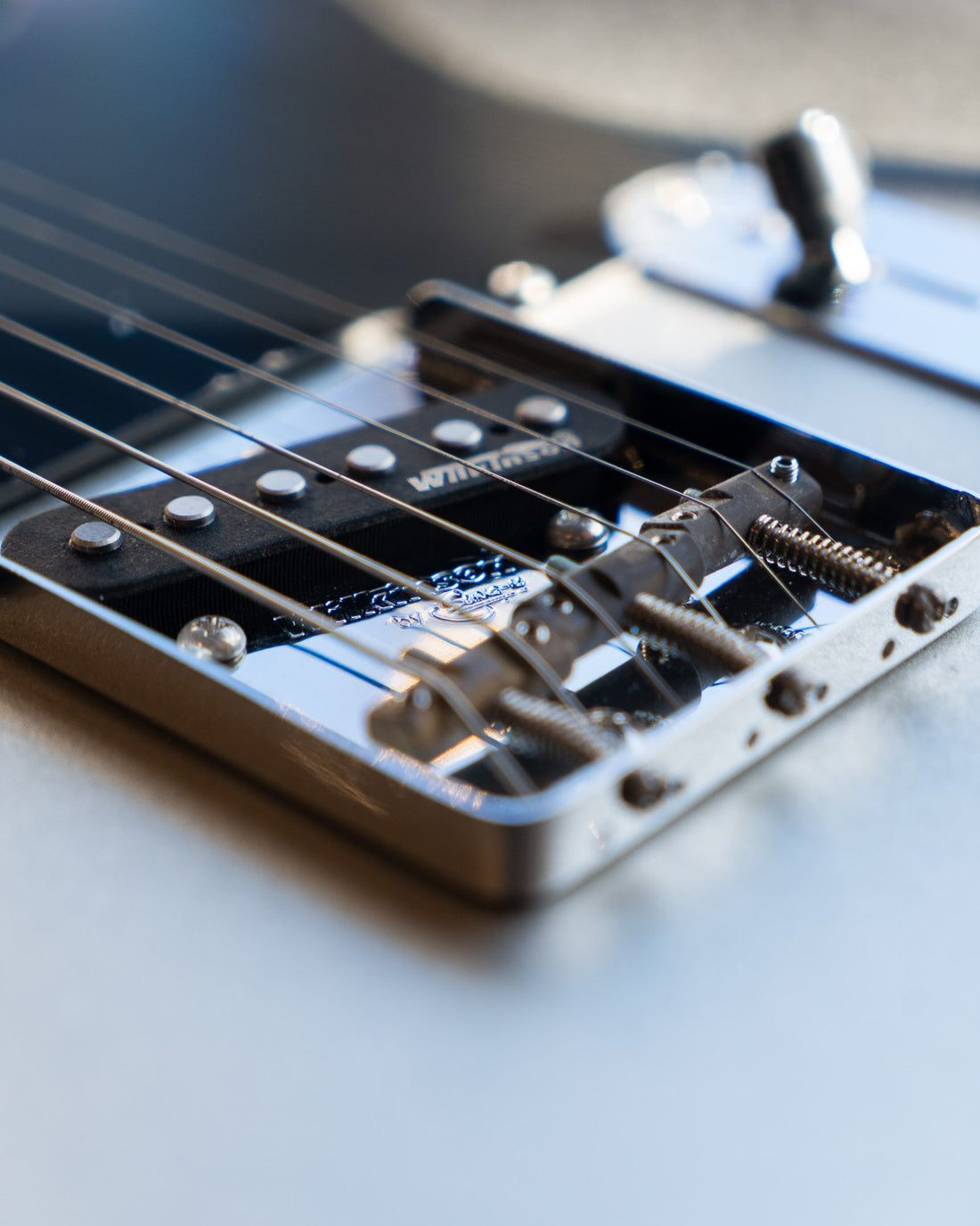 Vintage V75 Reissued, Silverburst