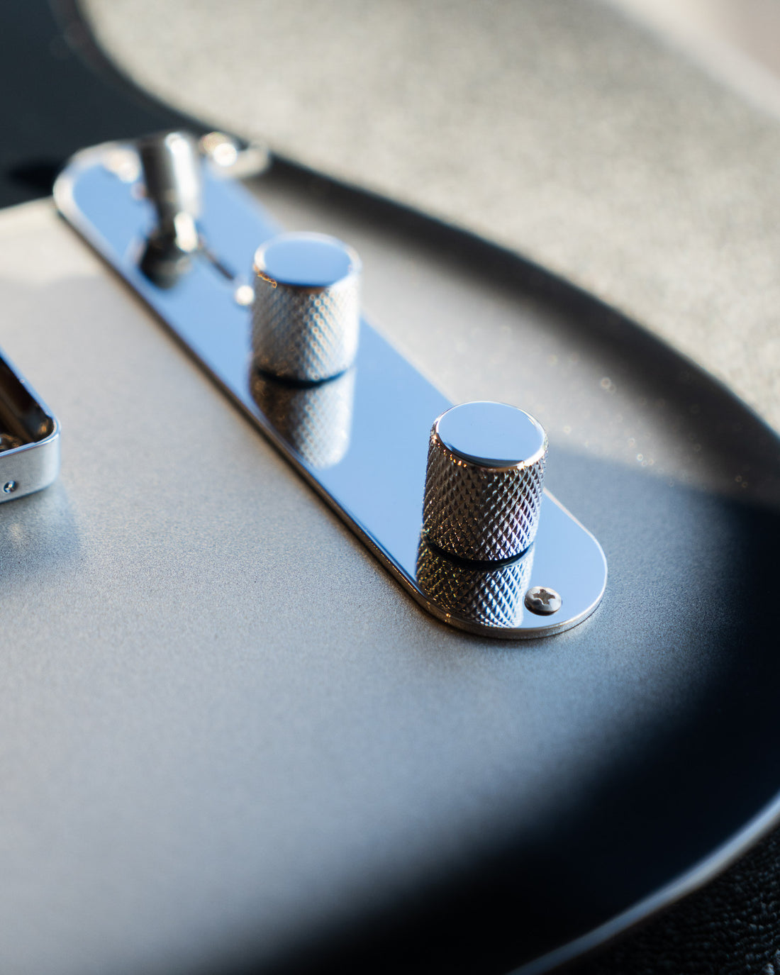 Vintage V75 Reissued, Silverburst