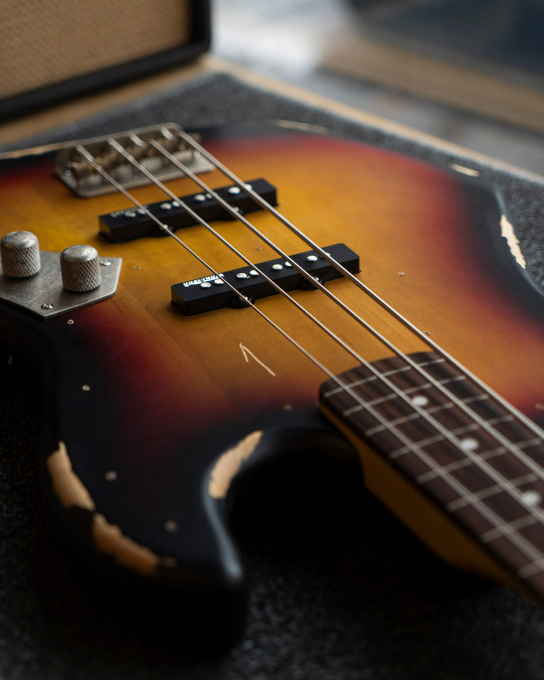 Vintage V74 ICON Fretless, Distressed Sunset Sunburst