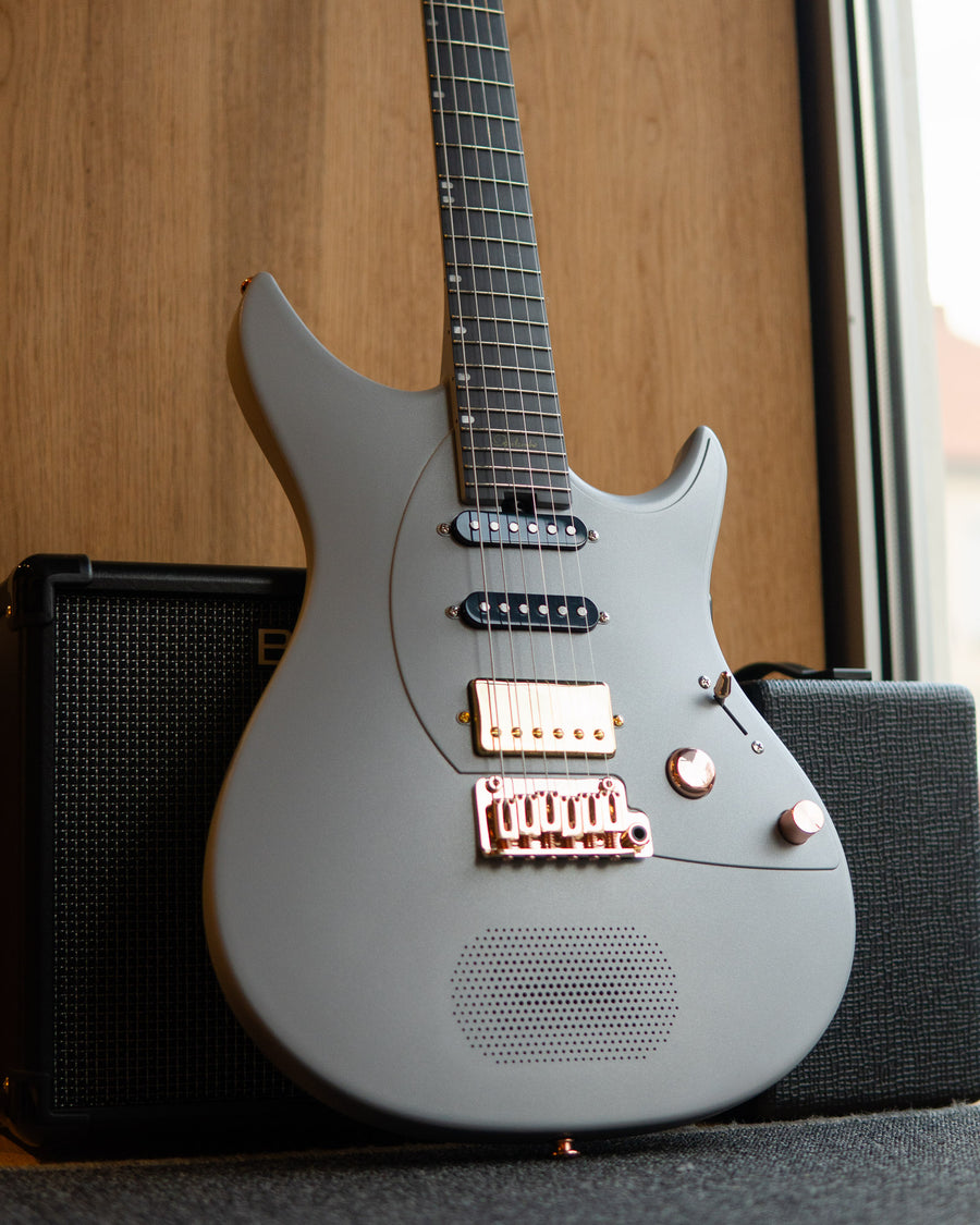 Enya Inspire Midnight Grey, Ozielzinho Signature