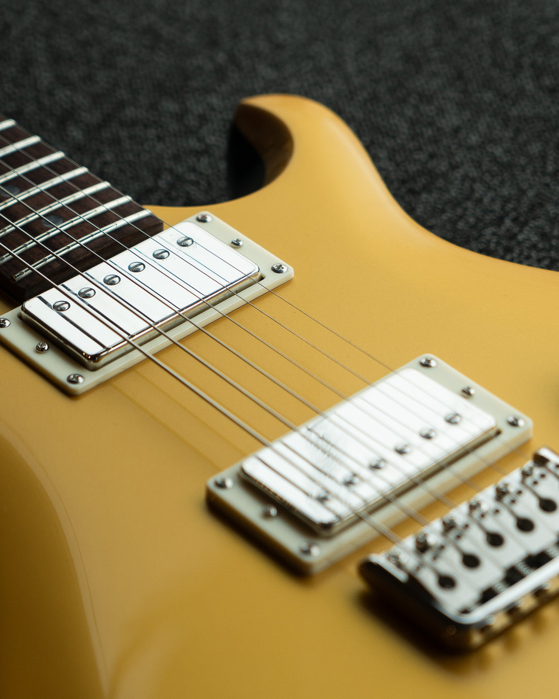 PRS SE DGT, Goldtop