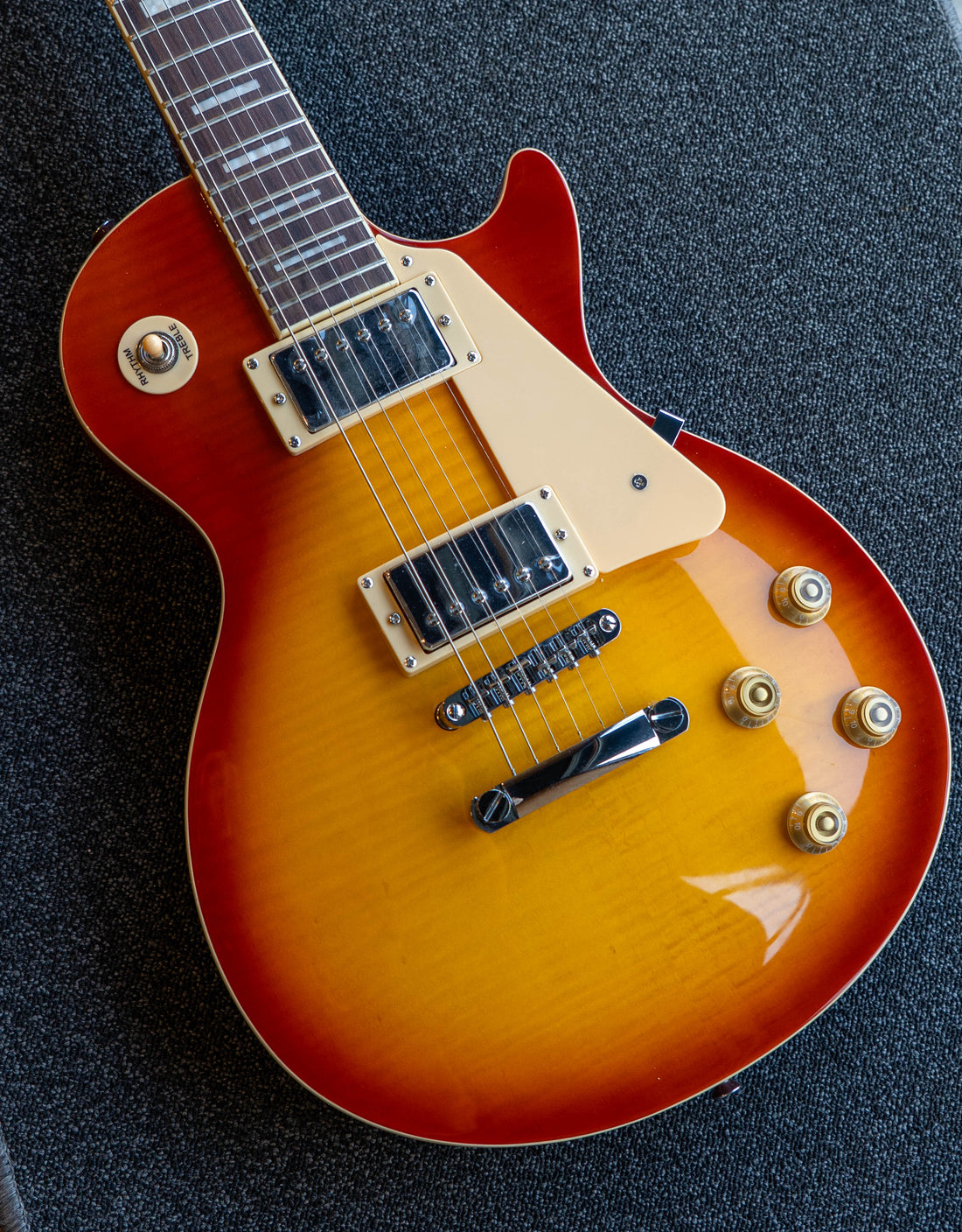 Prodipe LP300, Honey Burst
