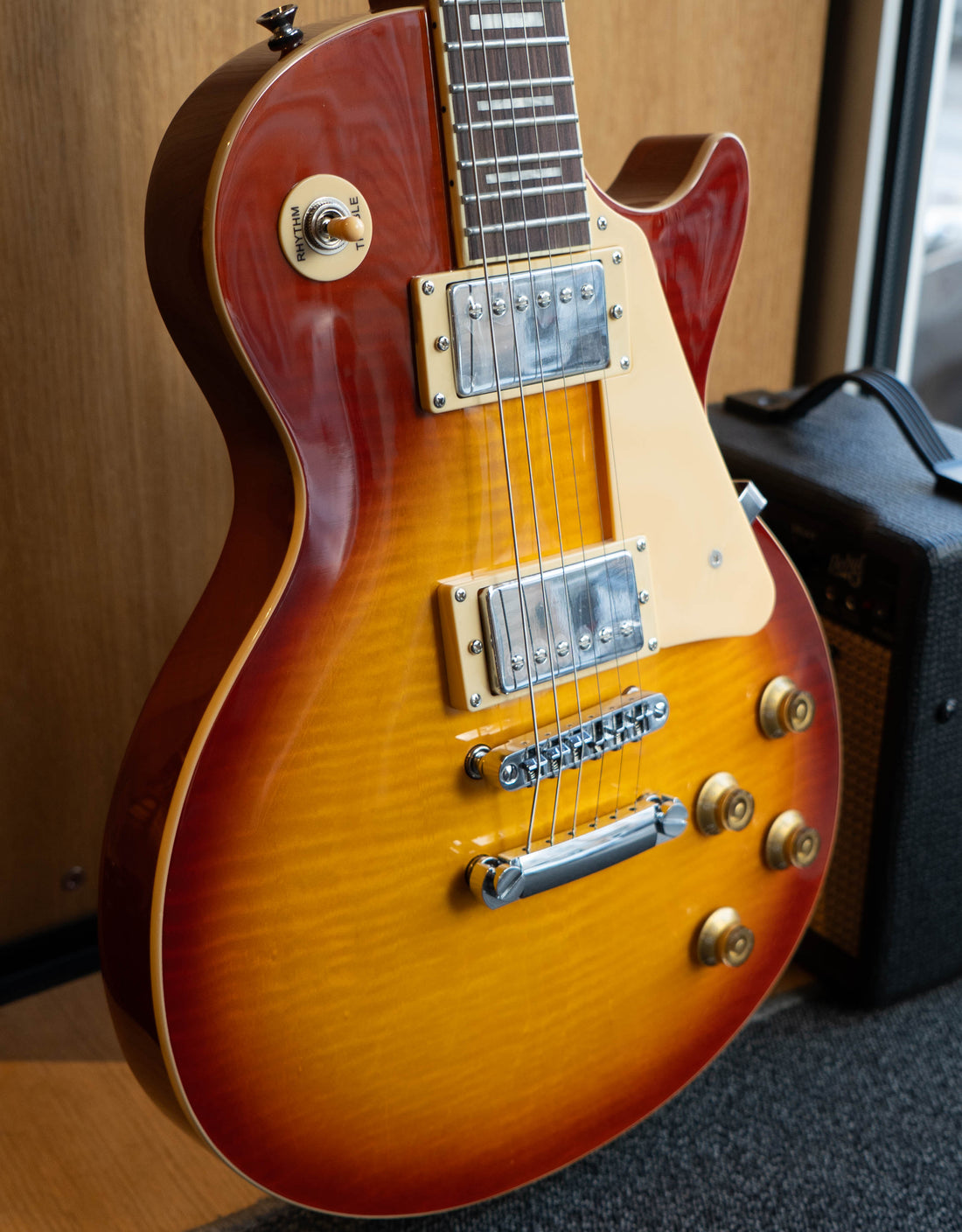 Prodipe LP300, Honey Burst