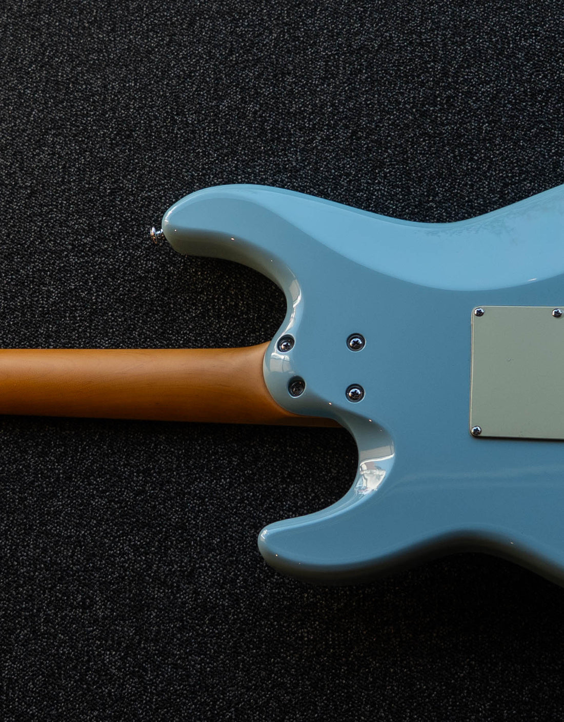 Schecter MV6, Super Sonic Blue