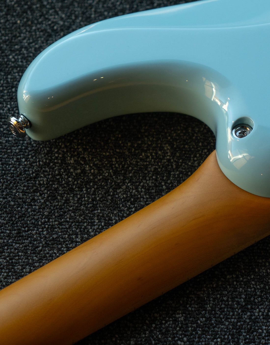 Schecter MV6, Super Sonic Blue