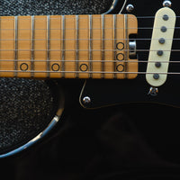 Schecter MV6, Gloss Black