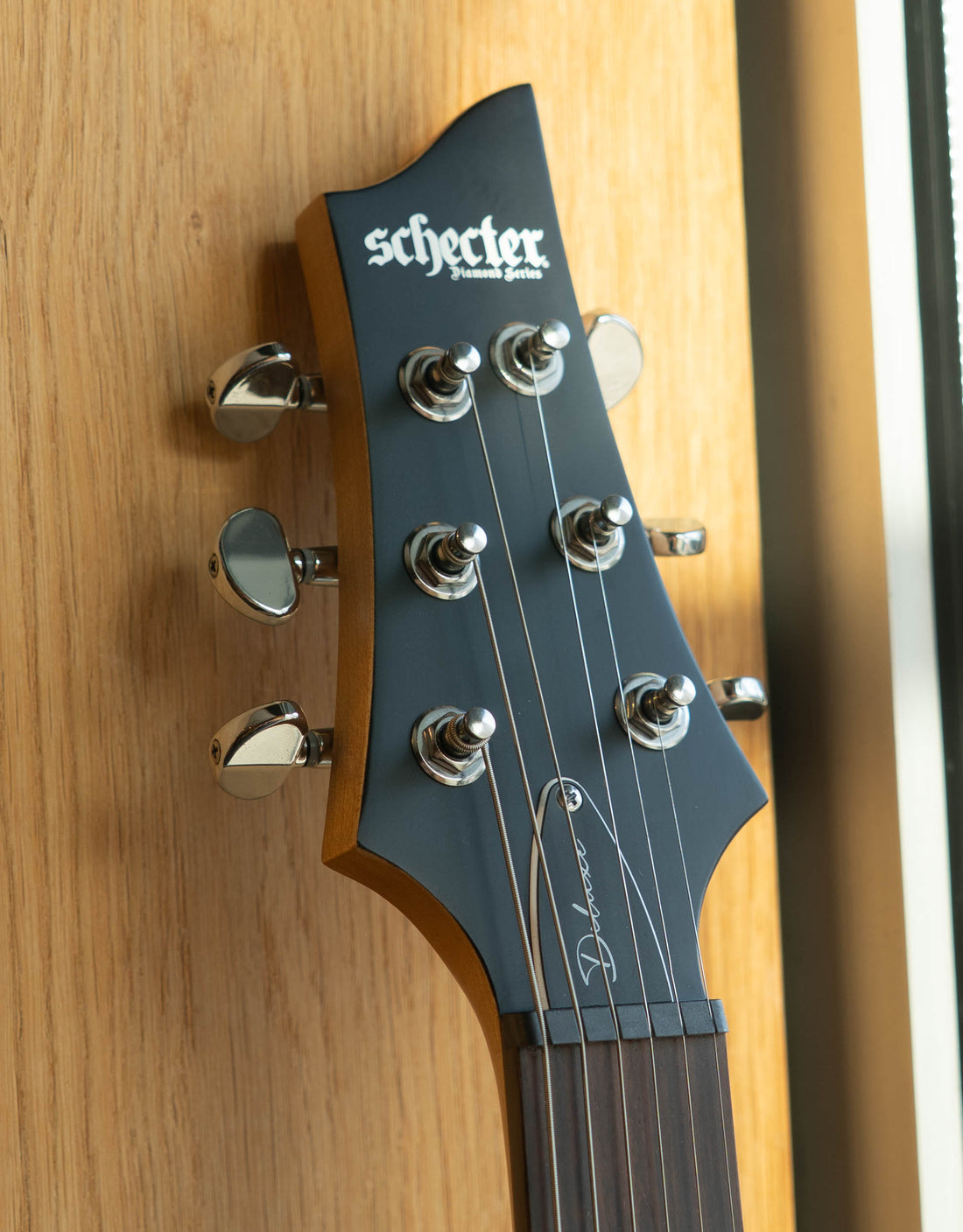 Schecter C-6 Deluxe, Satin Black