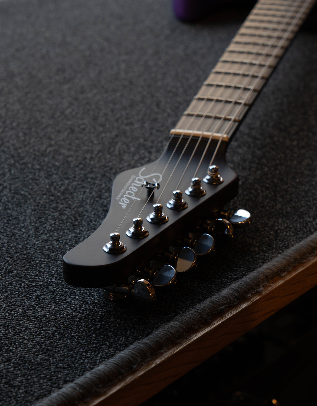 Schecter MV6, Metalic Purple