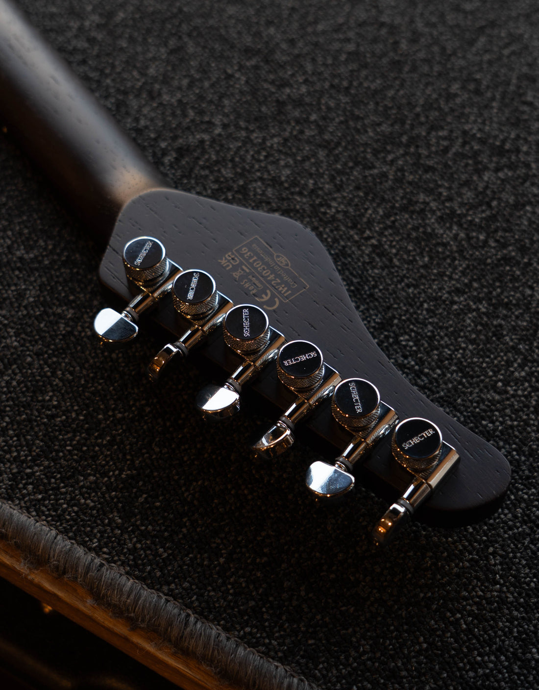 Schecter MV6, Metalic Purple