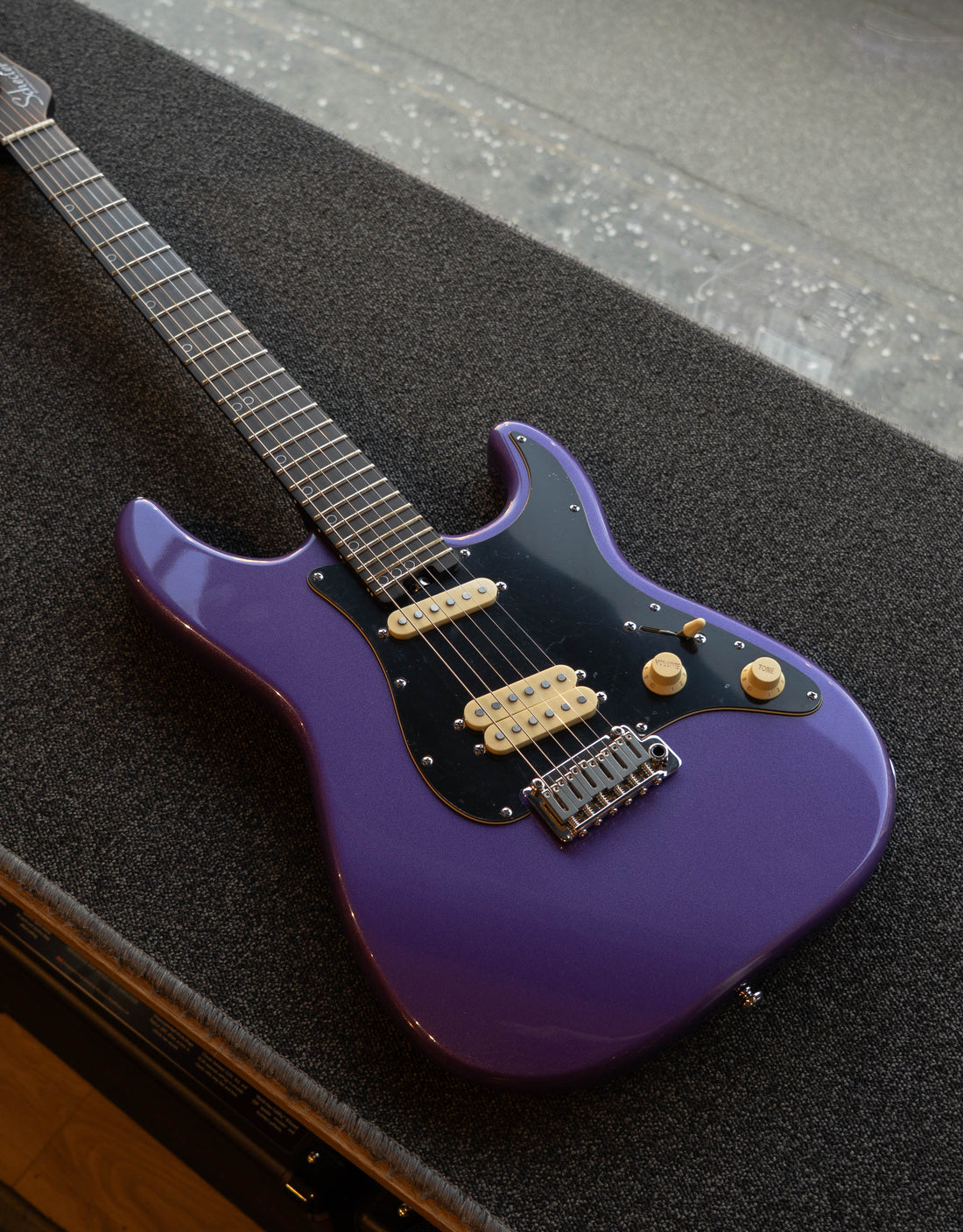 Schecter MV6, Metalic Purple