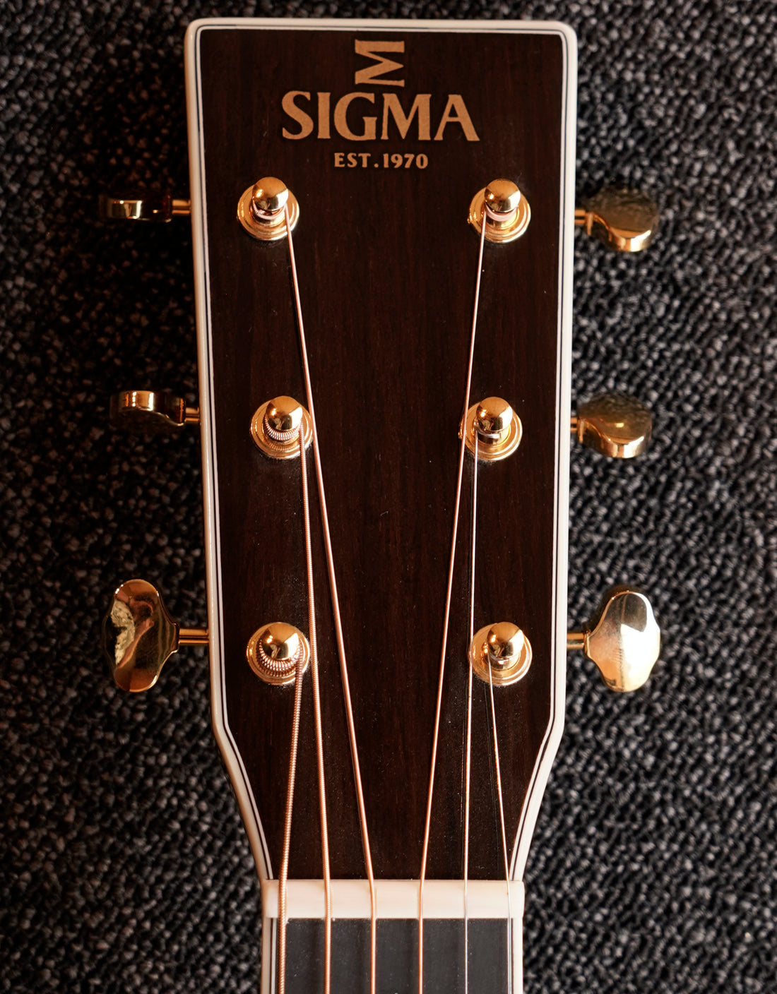 Sigma 000T-42