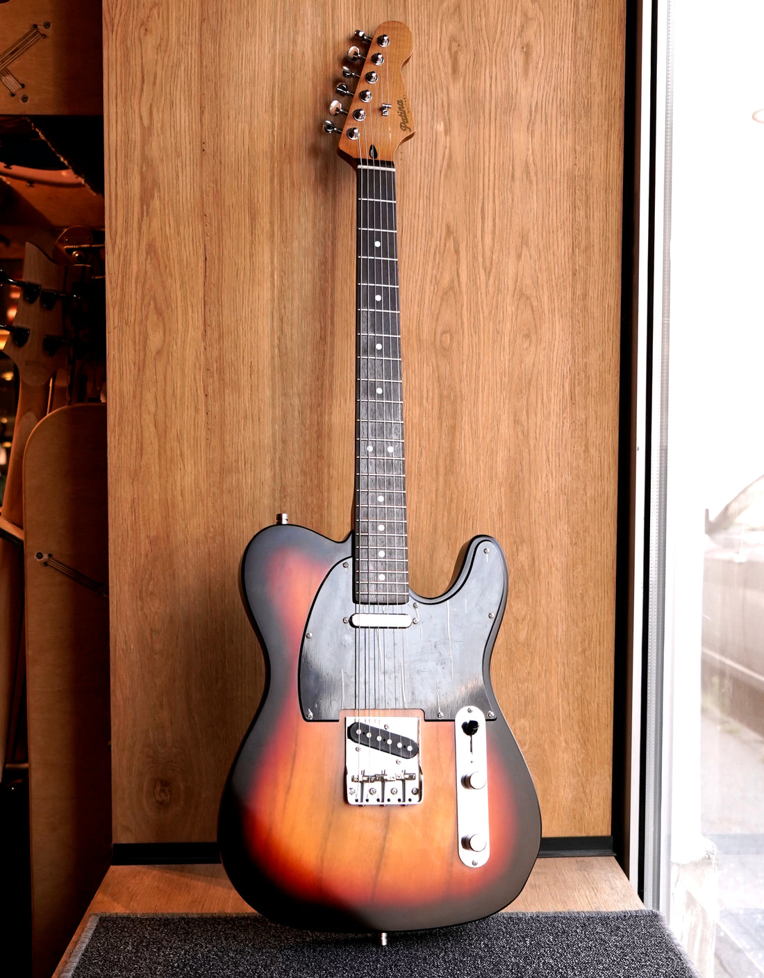 Patina PT-3, Sunburst