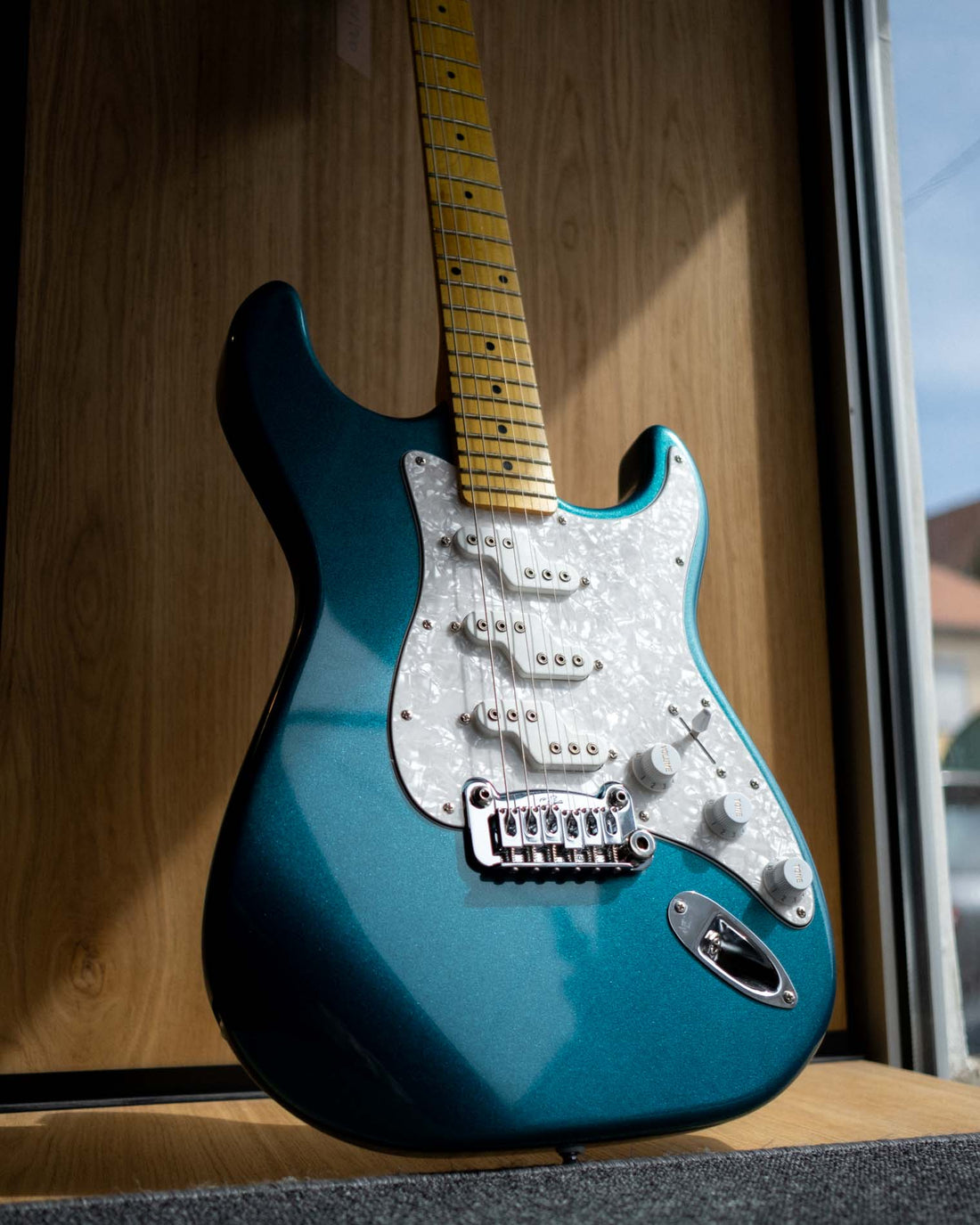 G&L Tribute Comanche Emerald Blue MP Poplar Acoustic Union